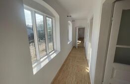 Casa pe parter ,teren de 297mp, zona Peco Romanesti