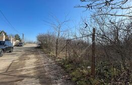 Teren de inchiriat, 1800 mp,pozitie buna, pretabil pentru multe activitati