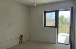 Casa 175 mp, pe un teren de 800mp, Motoci, la principala