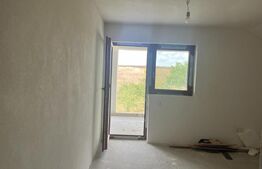 Casa 175 mp, pe un teren de 800mp, Motoci, la principala