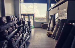 Oferta! Pachet de 2 hale la cheie si o casa, 1800 mp construiti!