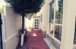 Oferta! Pachet de 2 hale la cheie si o casa, 1800 mp construiti!