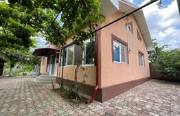  2 Case individuale 100 mp, teren 5000 mp, comuna Teslui,sat Fântânele 