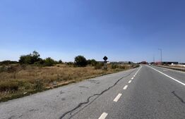 Teren intravilan, 44.421 mp, utilități la front, deschidere de + 130 m, Cârcea