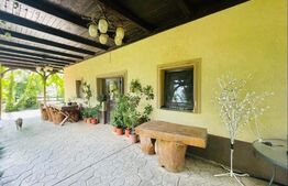 Casa stil cabana, 3 camere, 200 mp, teren 500 mp, Beharca