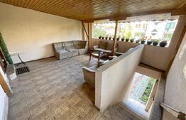 Casa 200mp, 6 camere cu bai proprii, curte proprie, zona Ciuperca