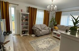 Apartament de 2 camere, decomandat, zona Consul