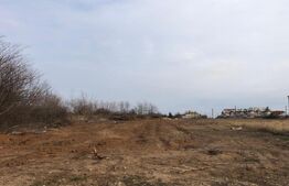 Teren intravilan 1.533 mp, toate utilitățile și proiect 4 case autorizat, Cârcea