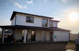 Vila P+E cu vedere panoramica, 150 mp utili si 600 mp teren, Simnicu de Jos!