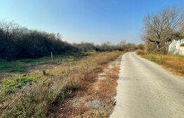 Teren Curtea Regala, 1023 mp, zona Metro