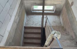 Casă P+M 160 mp , teren 880 mp ,zona Cârcea-Pelendava