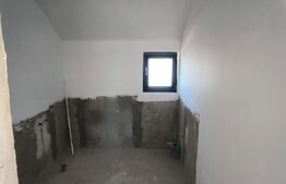 Casa P+M, 110 mp utili cu 350 mp teren, Simnicul de Jos!