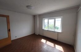 Apartament , 4 camere, 95mp, zona centrul multifunctional