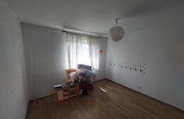 Apartament , 4 camere, 95mp, zona centrul multifunctional