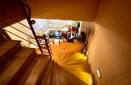 Oportunitate! Casa 445 mp, teren 421, zona centrala si linistita!