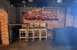 Afacere de tip bar/pub/cafenea de vanzare, randament 45%,  zona Centrul Vechi