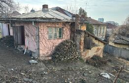 Casa bătrânească, 651mp teren , zona Câmpia Islaz, 