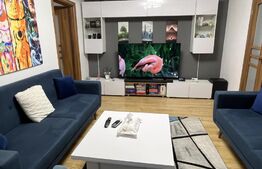 Apartament 3 camere, Centru, zona Pietonala/Casa de Pensii