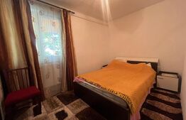 Apartament cu 2 camere, semidecomandat, cartier Valea Roșie, zona Piață