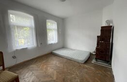 Casa pe parter, 3 camere,  strada Brestei 