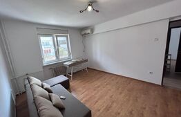 Apartament cu 3 camere,65 mp , Centrul Vechi