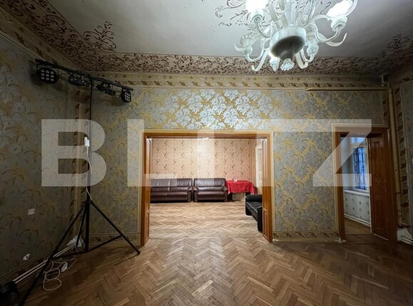 Casa de vânzare 4 camere Central - 152029CV | BLITZ Craiova | Poza1