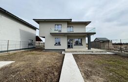 Casă semi-finisată P + E, 111 mp utili, teren 339 mp, Pielești, zona Magnolia