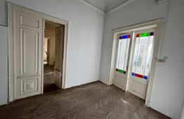 Proprietate stil boieresc cu proiect si autorizatie de renovare, zona  Centrala