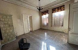 Proprietate stil boieresc cu proiect si autorizatie de renovare, zona  Centrala