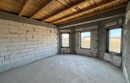 Casă semi-finisată P + M, 131 mp utili, teren 339 mp, Pielești, zona Magnolia