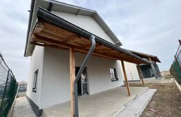 Casă semi-finisată P + M, 131 mp utili, teren 339 mp, Pielești, zona Magnolia