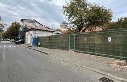 Casă pe parter 84 mpc, pe un teren de 697 mp, front 18 m, CENTRU