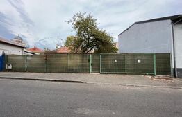 Casă pe parter 84 mpc, pe un teren de 697 mp, front 18 m, CENTRU