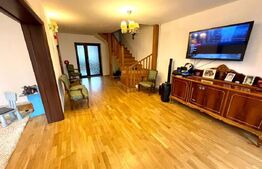 Casă tip duplex, S + P + E, 458 mp utili, teren 598 mp, Ultracentral