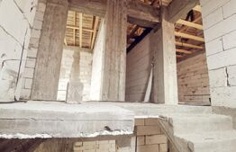 Casa deosebita, P+E, 130 mp utili și 245 mp teren, zona Ford!