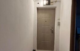 Apartament 3 camere, 74 mp, semidecomandat, centrală termică, zona Centrală