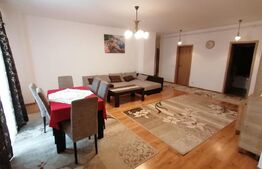 Apartament de 2 camere, 80 mp, centrala termica, parcare, zona Centrala