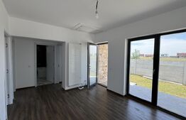 Casă pe parter la cheie, 106 mp construiți, teren 300 mp, zona Selgros