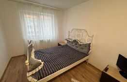 Apartament cu 3 camere, 72 mp utili, cartier Rovine