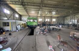 Hala 800 mp, Teren 3292 mp, vizibilitate din E70