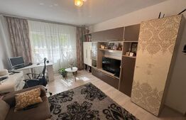 Apartament 3 camere decomandat, 2 bai, 1 mai, zona Pelendava