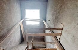 Casa la gri, 110 mp utili si 401 mp teren, zona Plaiul Vulcanesti