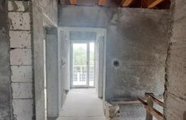 Casa la gri, 110 mp utili si 401 mp teren, zona Plaiul Vulcanesti