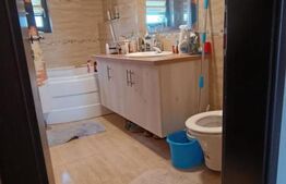 Apartament 3 camere cu o suprafata utila de 93 mp, zona Pietei din Valea rosie 