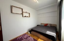 Apartament cu 3 camere, decomandat, 78 mp, zona Calea București-Piața Mare