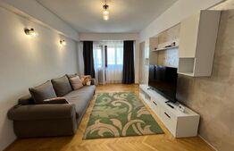 Apartament cu 3 camere, decomandat, 78 mp, zona Calea București-Piața Mare
