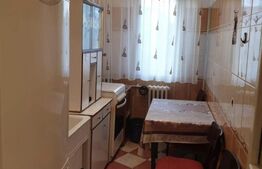 Apartament 3 camere, 51mp, Craiovita zona Niela statia 30