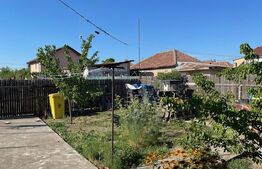 Casă bătrânească renovabilă cu teren de 586mp și toate utilitățile zona Brestei 