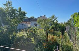 Casă bătrânească renovabilă cu teren de 586mp și toate utilitățile zona Brestei 