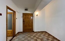 Apartament cu 3 camere, 90 mp, CT, pretabil spații de birouri/cabinet medical